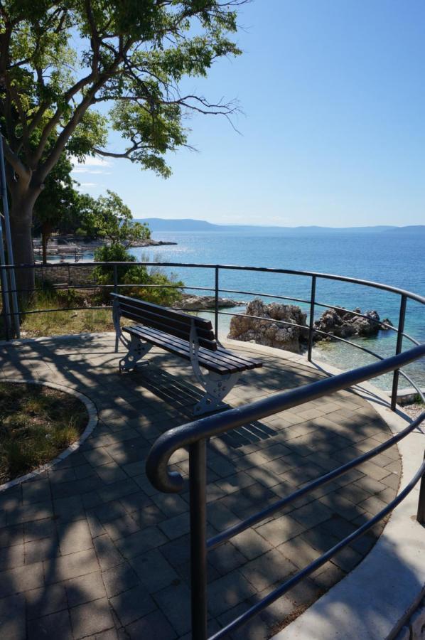 Apartment Lucille In Center Of Rabac Exterior foto